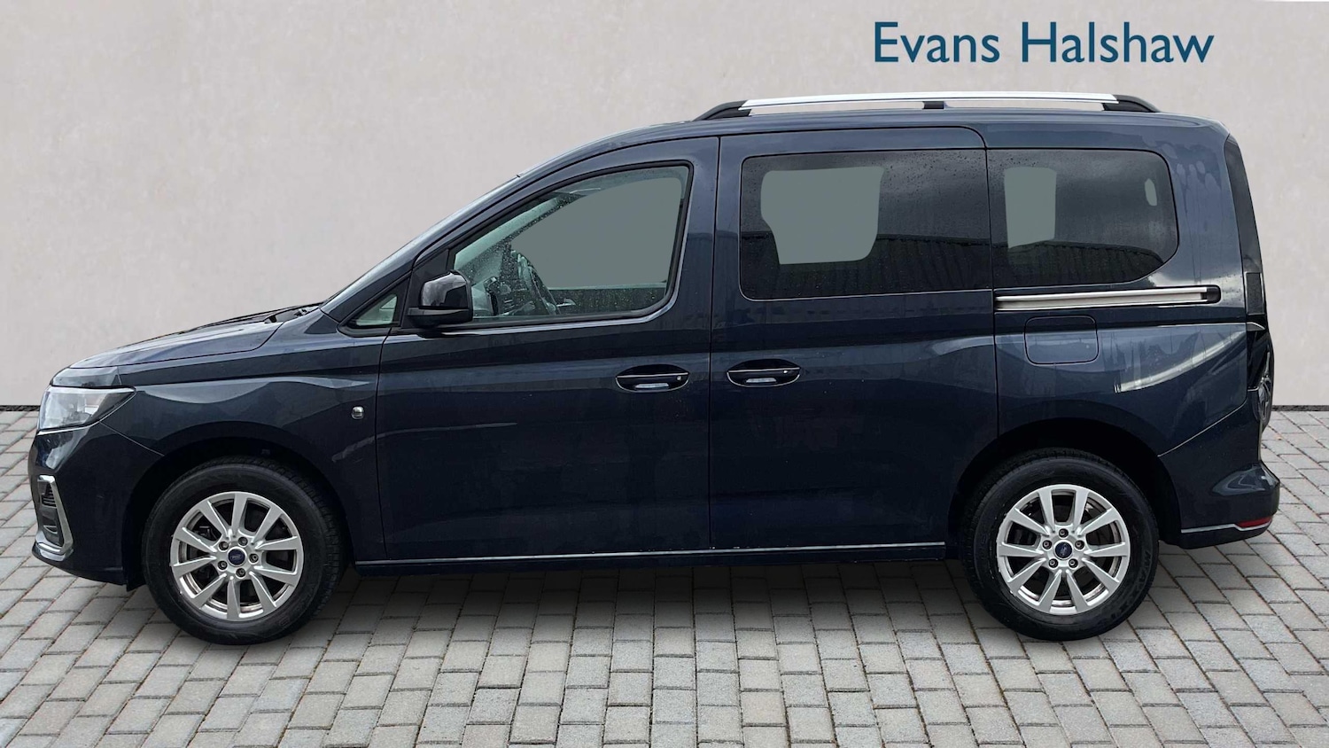 Used Ford Tourneo Connect 2022 for sale - 77960856: Photo 4