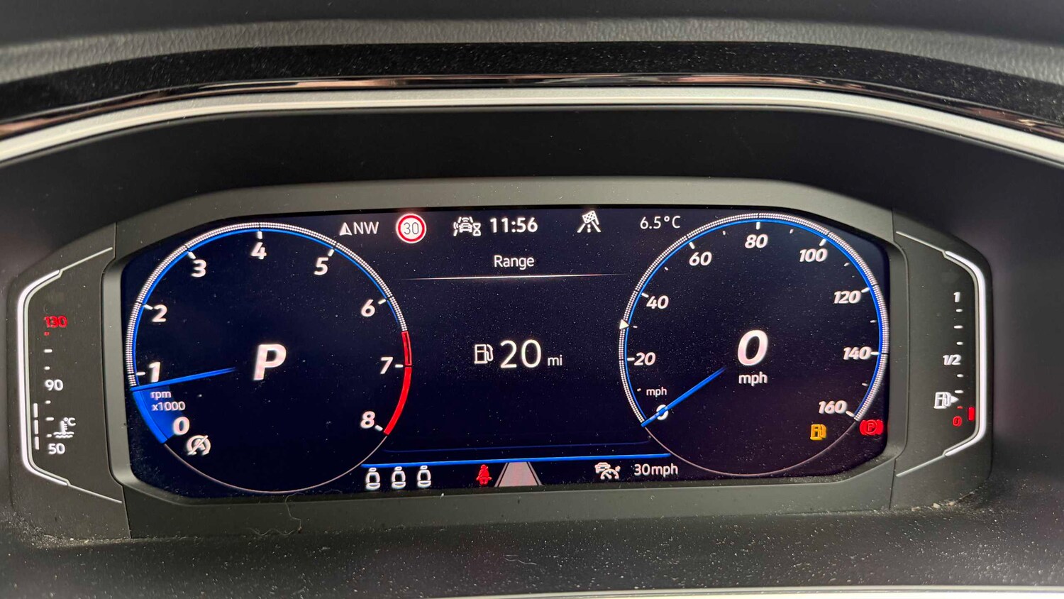 Used Volkswagen T-Roc for sale - 77861767: Photo 16