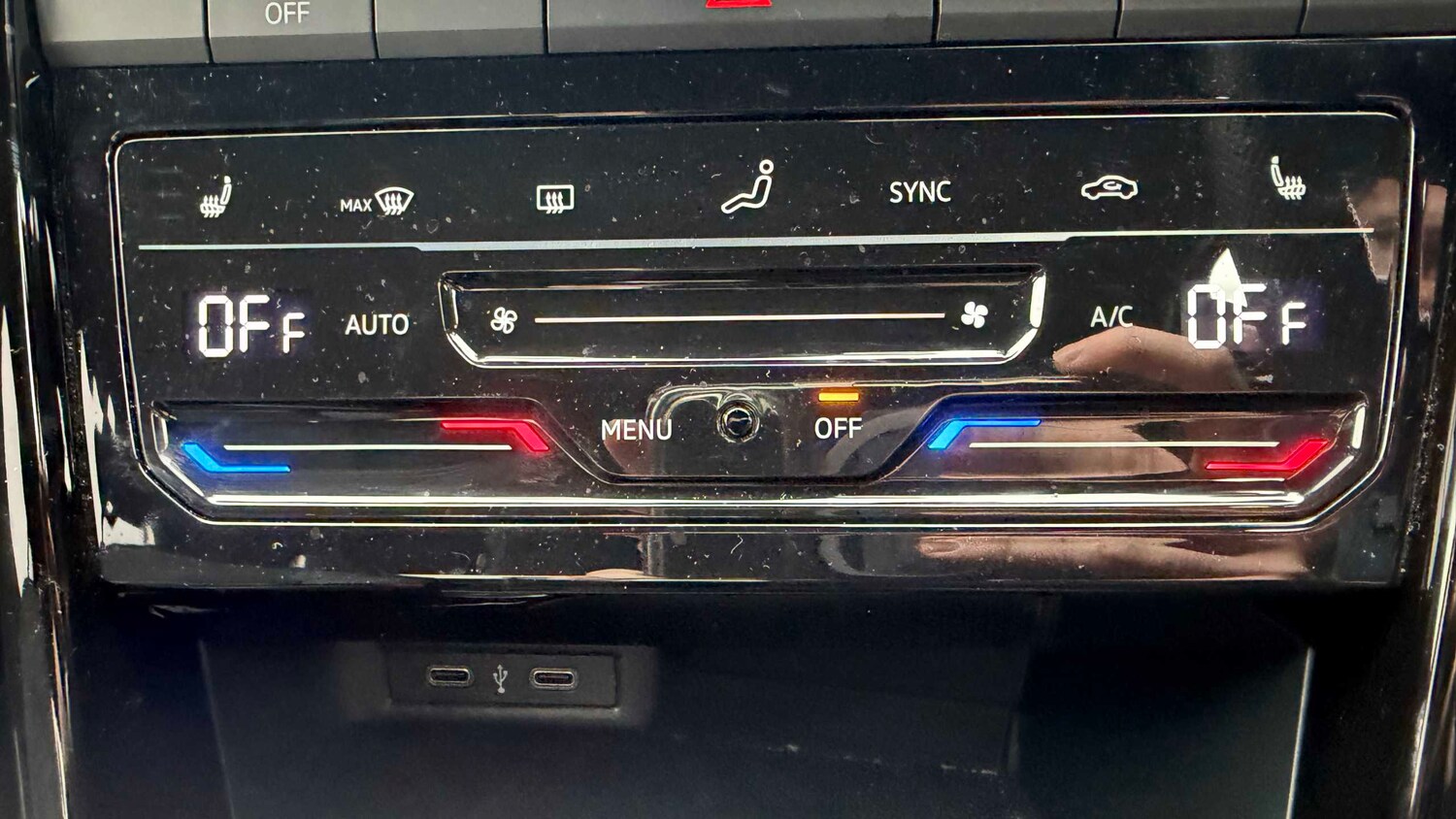 Used Volkswagen T-Roc for sale - 77861767: Photo 20