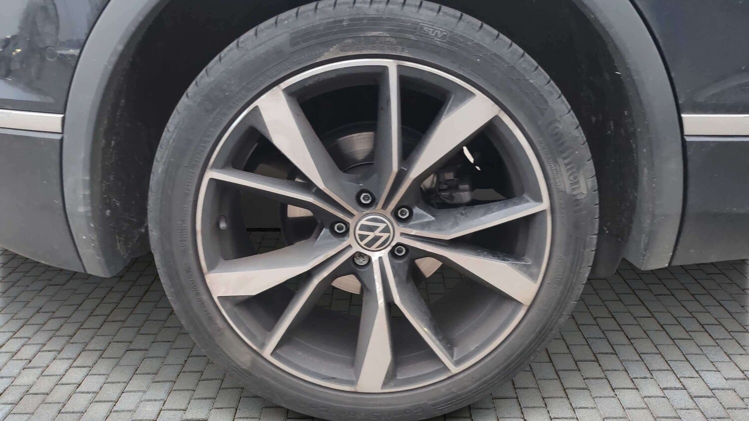 Used Volkswagen Tiguan 2023 for sale - 77858823: Photo 6