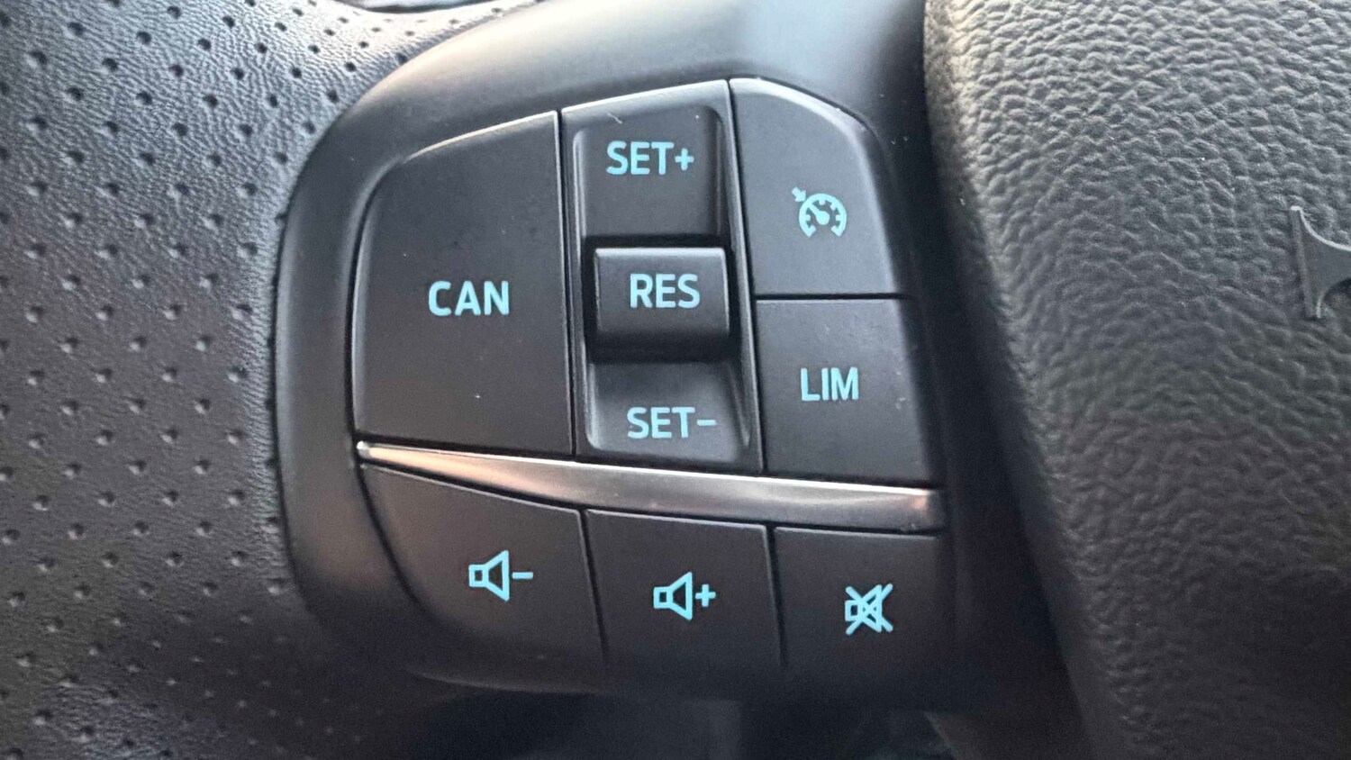 Used Ford Focus 2025 for sale - 77857044: Photo 17