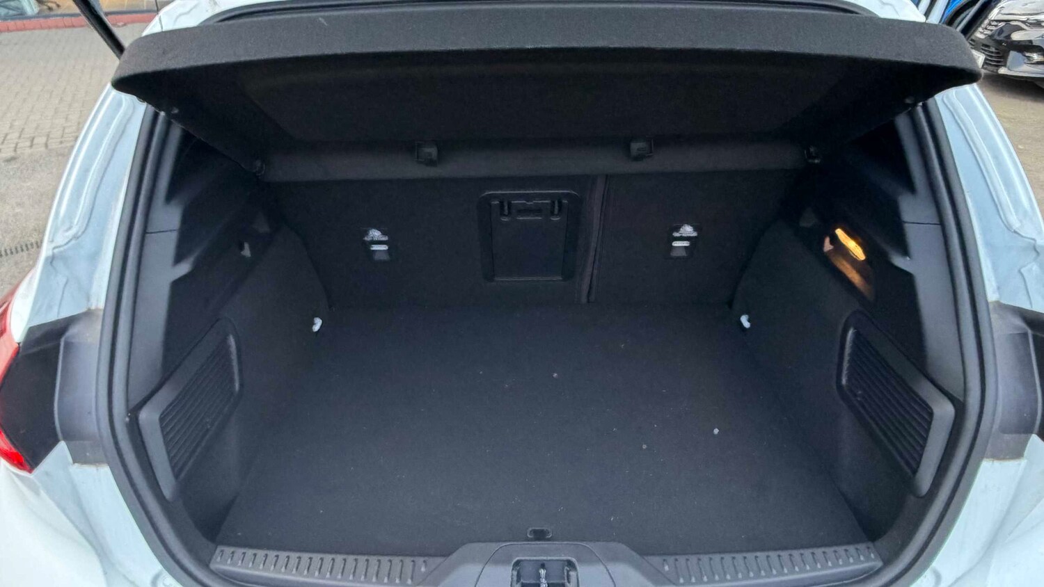 Used Ford Focus 2025 for sale - 77857044: Photo 8