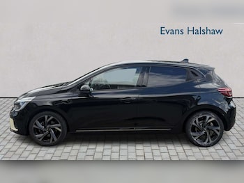 Used Renault Clio 2023 for sale - 78902872: Photo