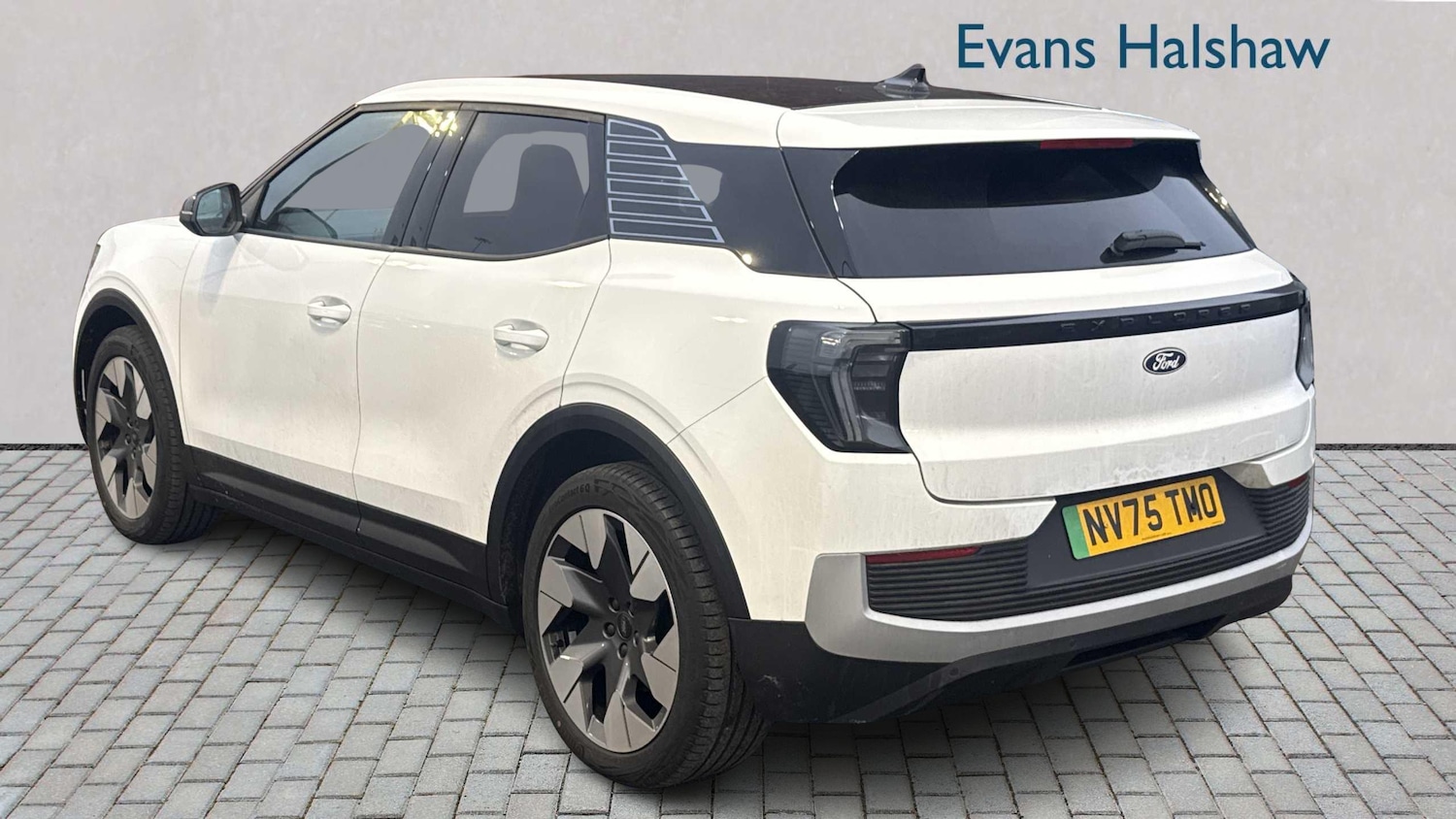 Used Ford Explorer 2025 for sale - 77861935: Photo 3