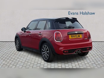 Used MINI Hatch 2018 for sale - 77862252: Photo