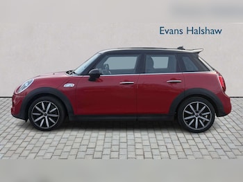 Used MINI Hatch 2018 for sale - 77862252: Photo