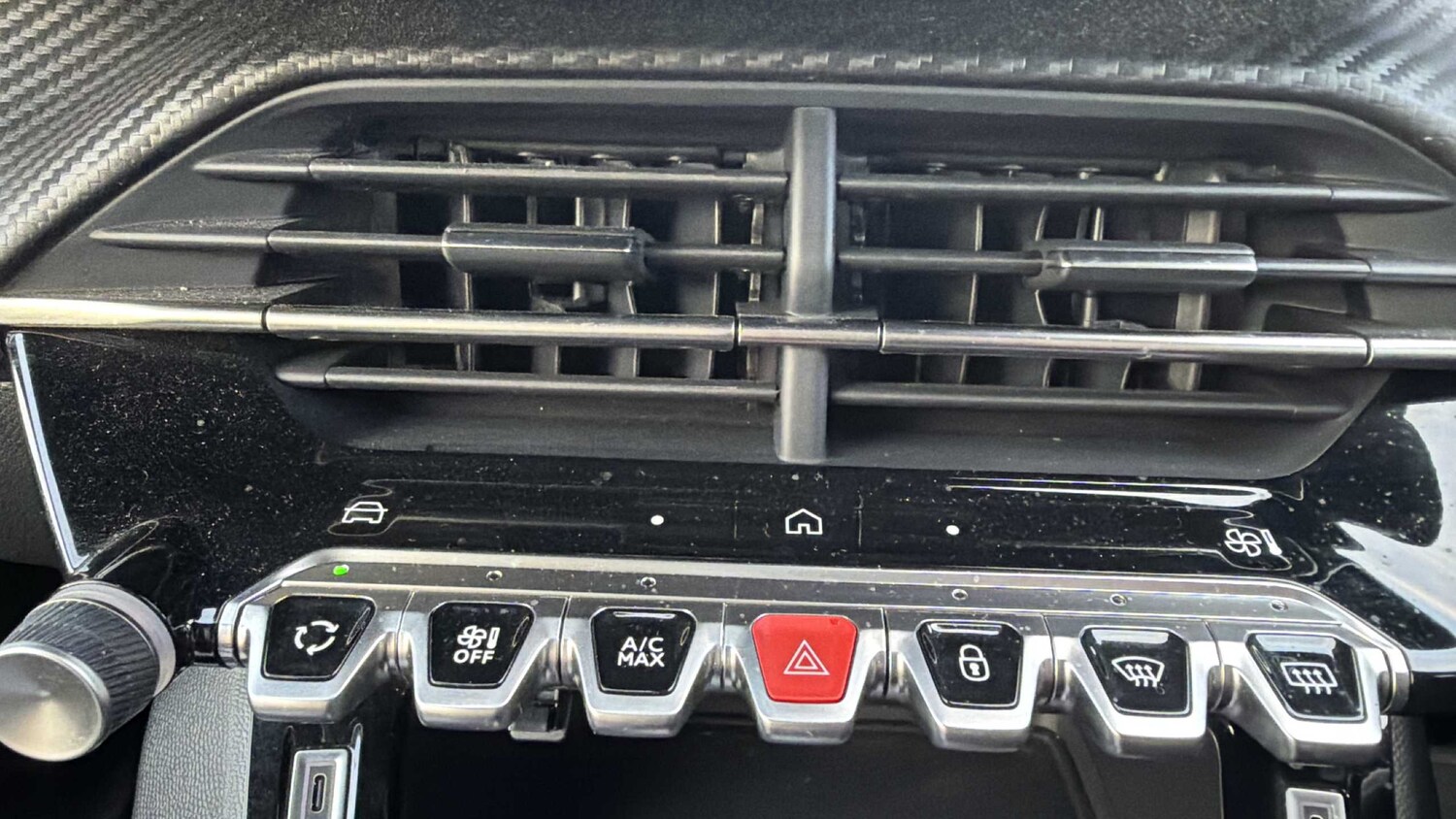 Used Peugeot 2008 for sale - 77862513: Photo 16