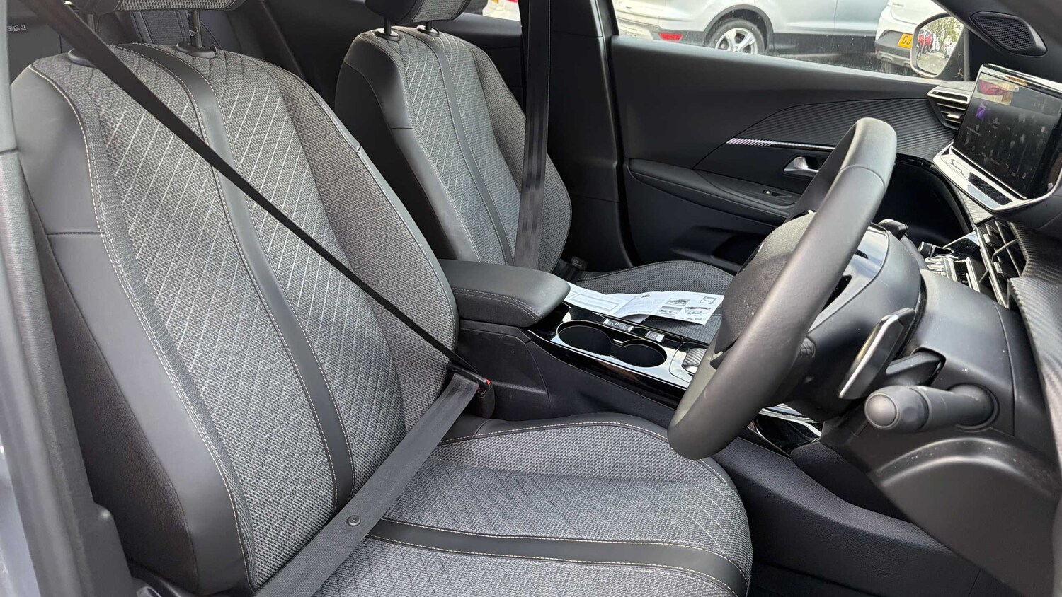 Used Peugeot 2008 for sale - 77862513: Photo 9