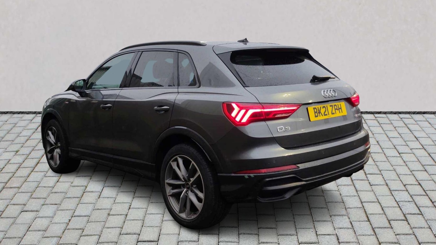 Used Audi Q3 for sale - 77860118: Photo 3