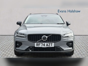 Used Volvo V60 2025 for sale - 78812224: Photo