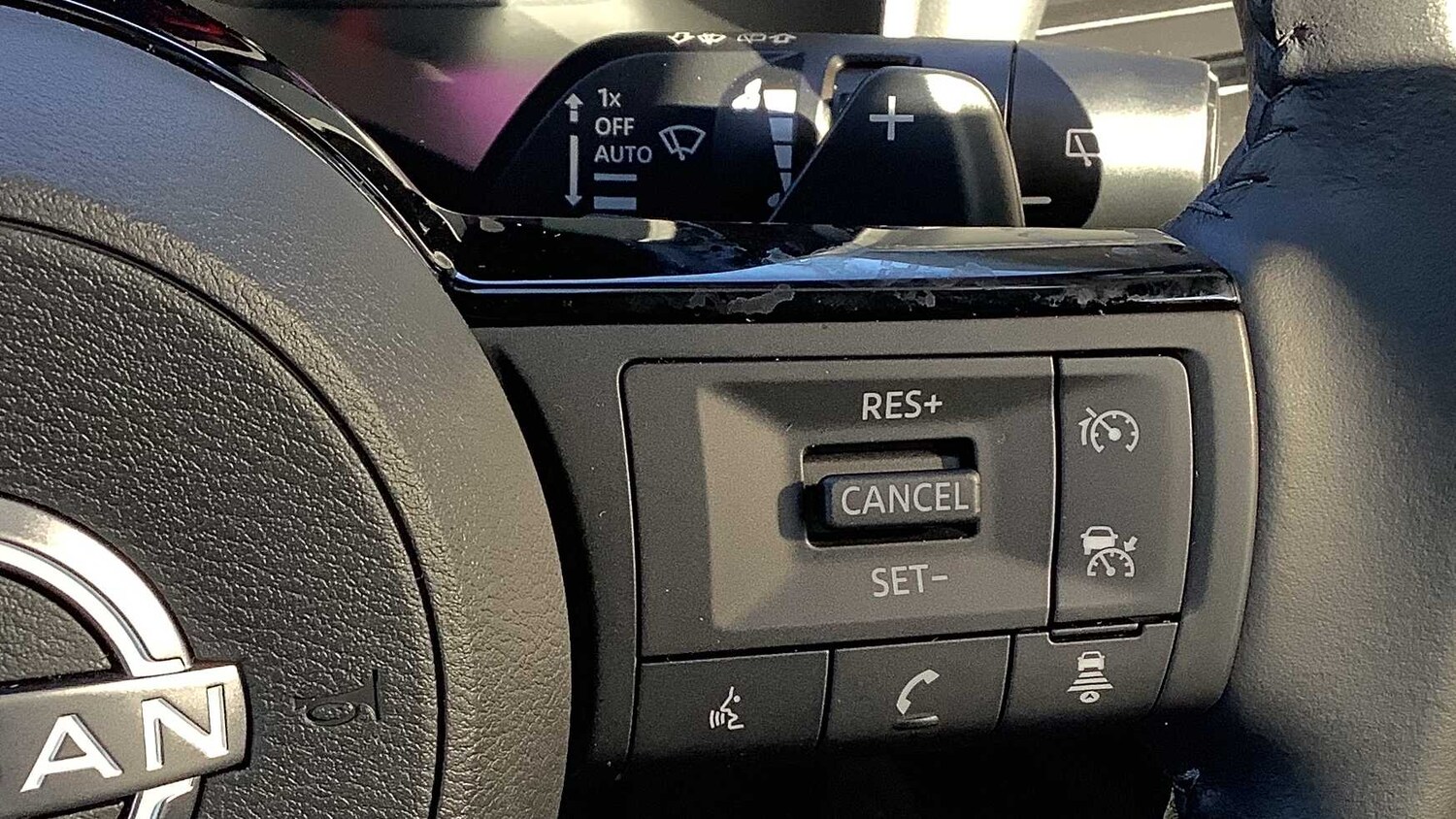 Used Nissan X-Trail for sale - 77857068: Photo 31