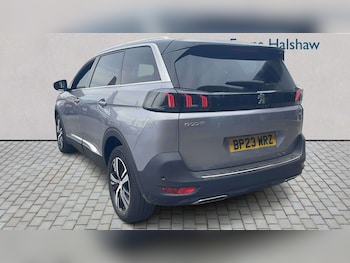 Used Peugeot 5008 2023 for sale - 79523945: Photo