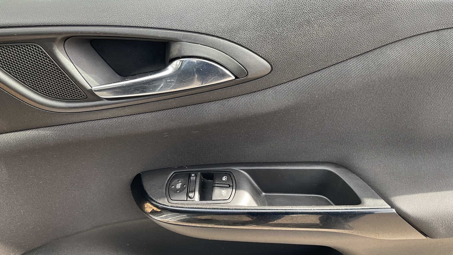 Used Vauxhall Corsa 2018 for sale - 78052052: Photo 8