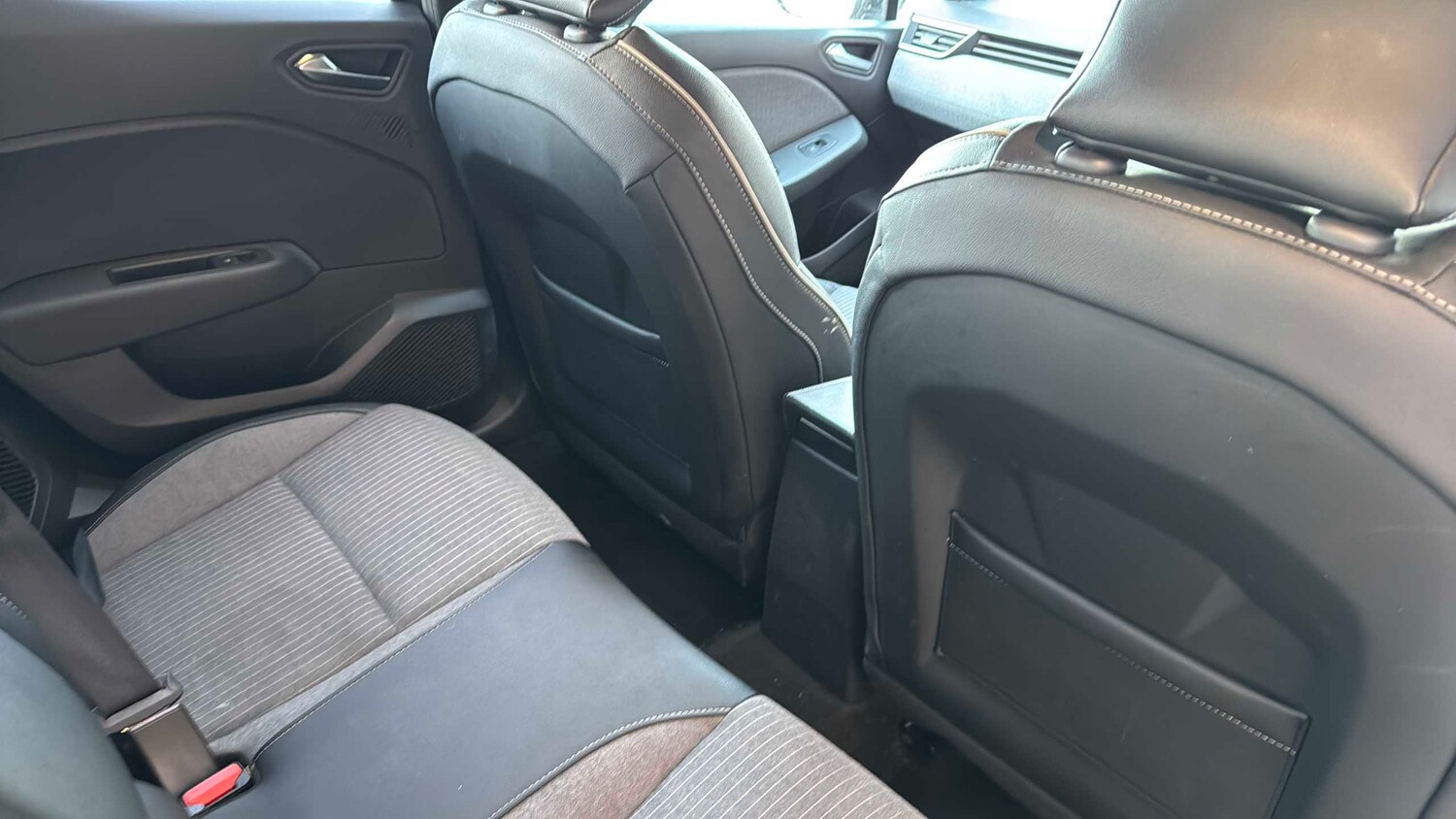 Used Renault Clio for sale - 77861094: Photo 12