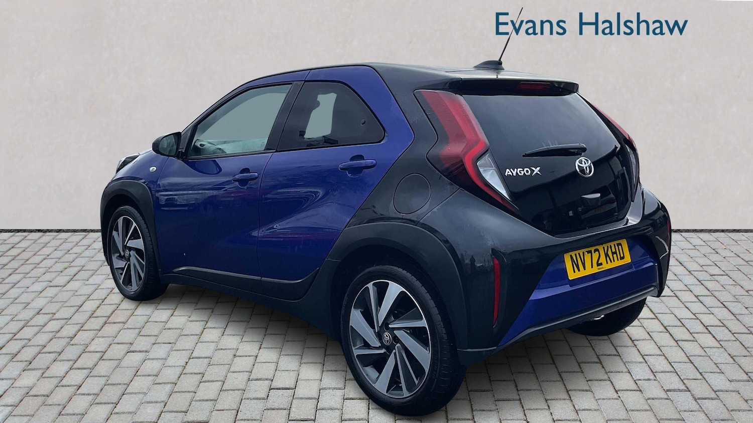 Used Toyota Aygo X 2023 for sale - 77857264: Photo 3