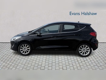 Used Ford Fiesta 2018 for sale - 79486860: Photo