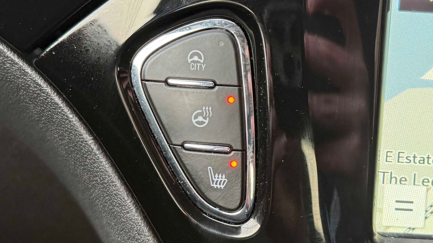 Used Vauxhall Corsa for sale - 77859661: Photo 16