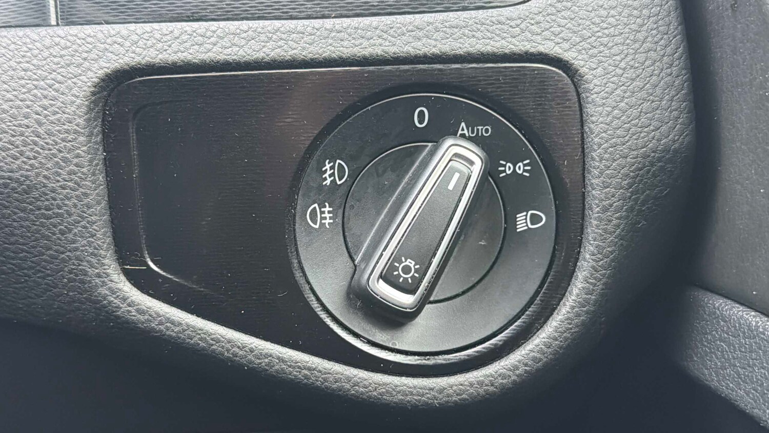 Used Volkswagen Golf for sale - 77861194: Photo 15