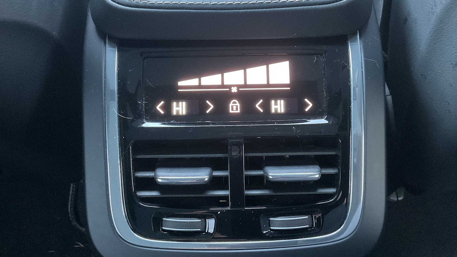 Used Volvo XC90 2019 for sale - 77857493: Photo 14