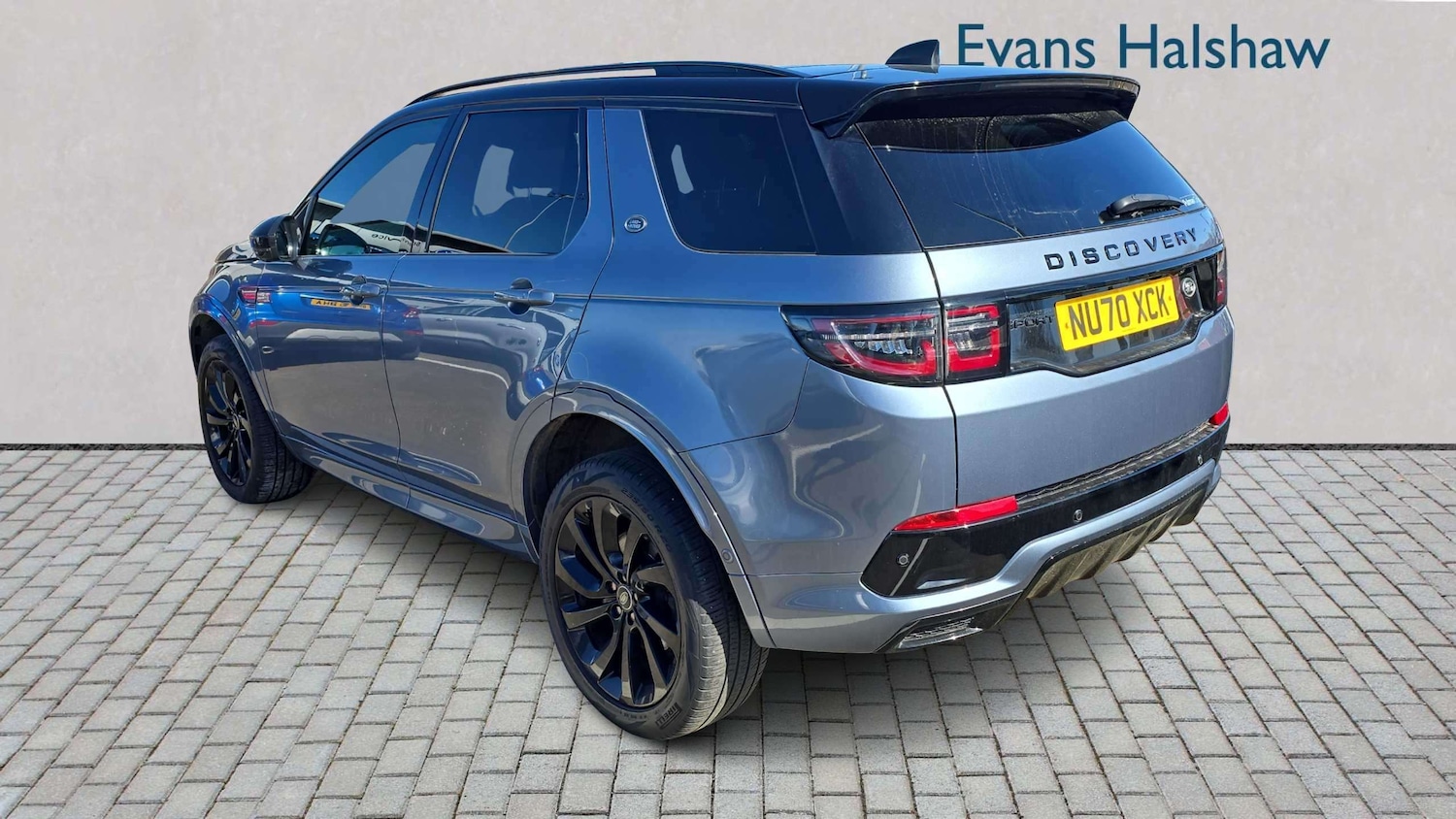 Used Land Rover Discovery Sport 2020 for sale - 78024183: Photo 2