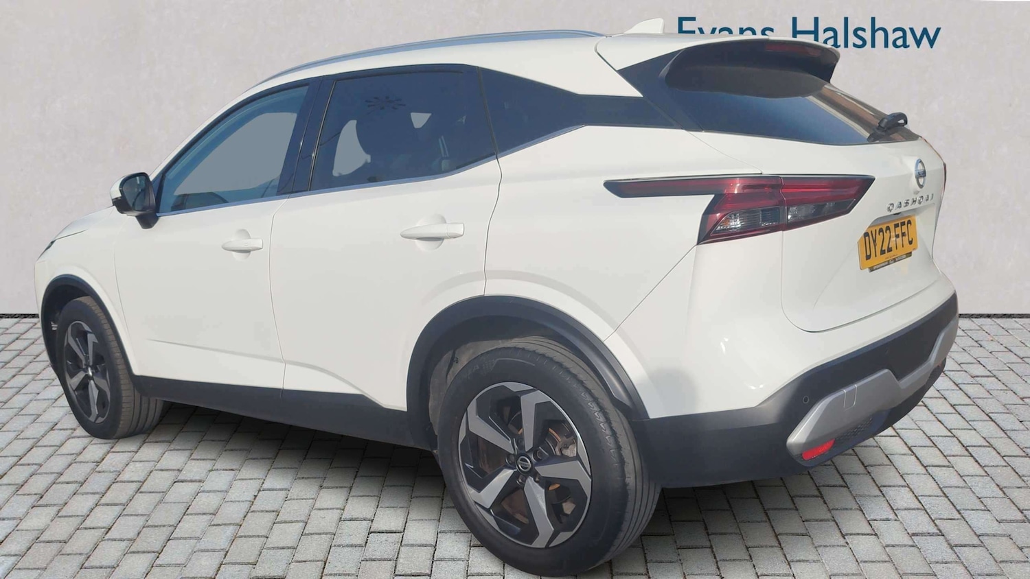 Used Nissan Qashqai 2022 for sale - 77972935: Photo 2