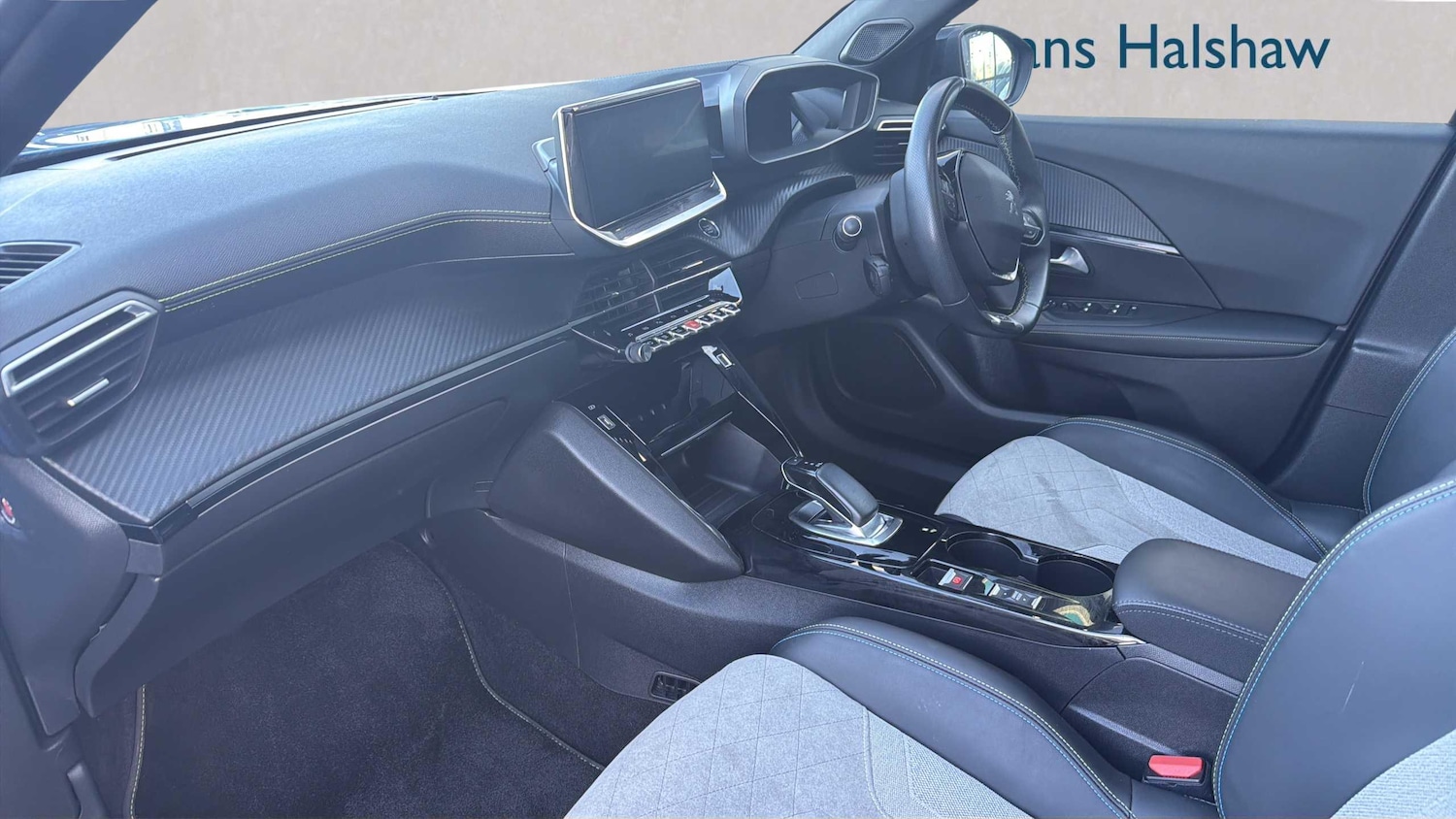 Used Peugeot 2008 2021 for sale - 77886053: Photo 10