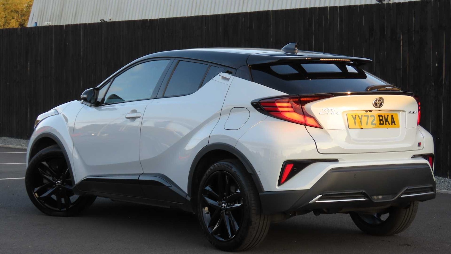 Used Toyota C-HR for sale - 77862655: Photo 4