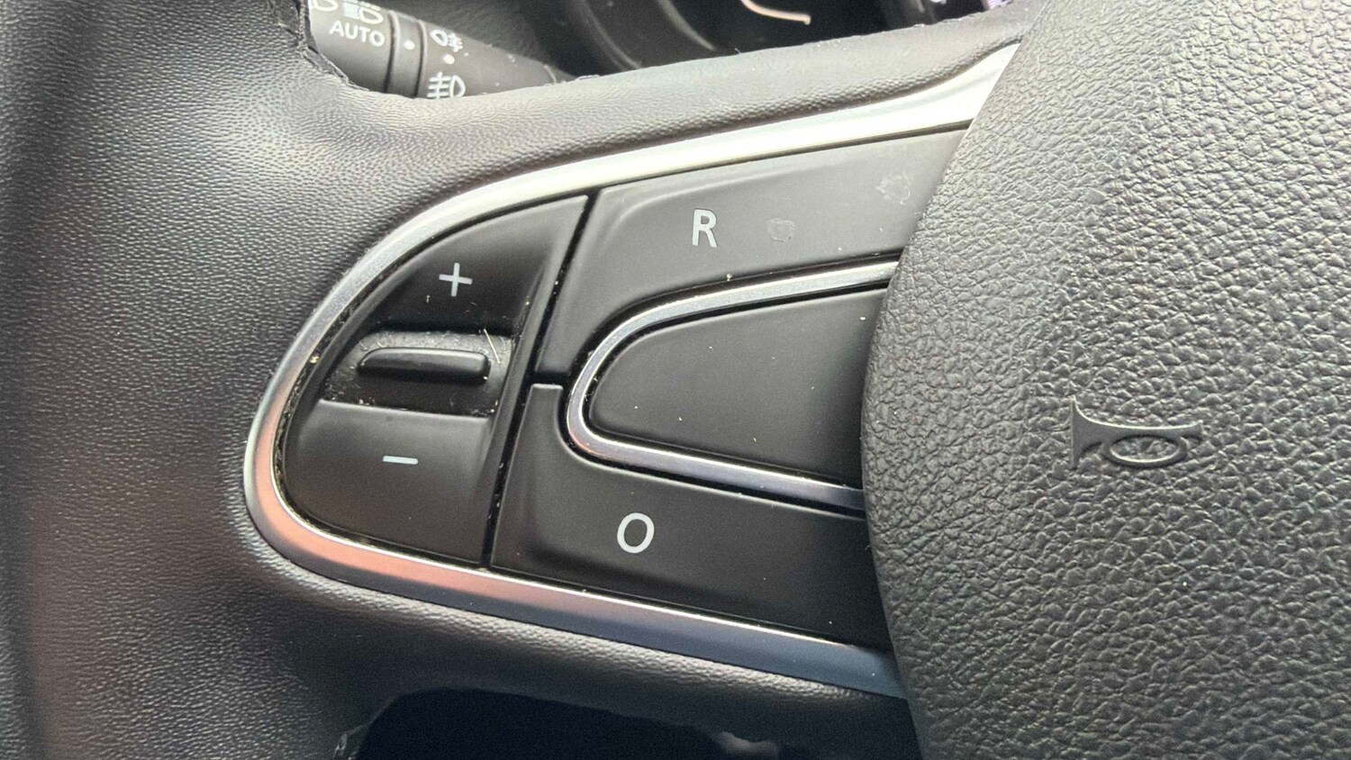 Used Renault Kadjar for sale - 77862130: Photo 12