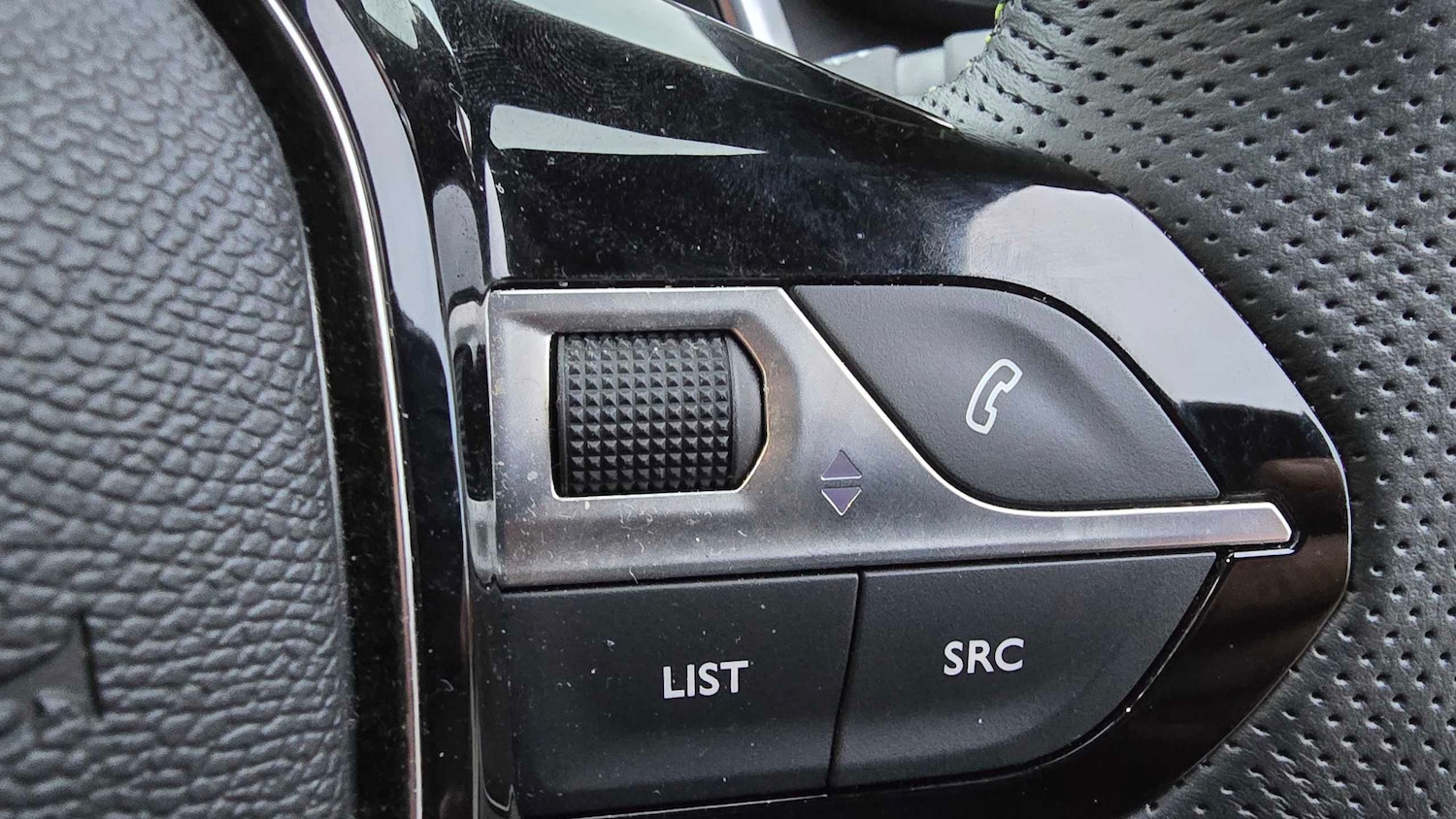 Used Peugeot 2008 2024 for sale - 78010260: Photo 15