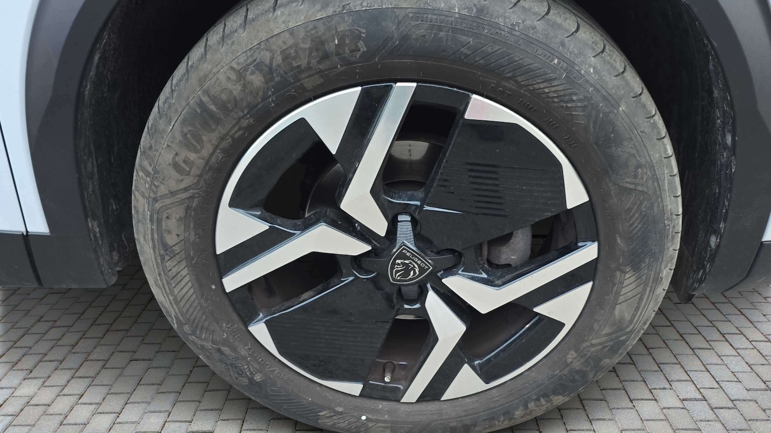 Used Peugeot 2008 2024 for sale - 78010260: Photo 6