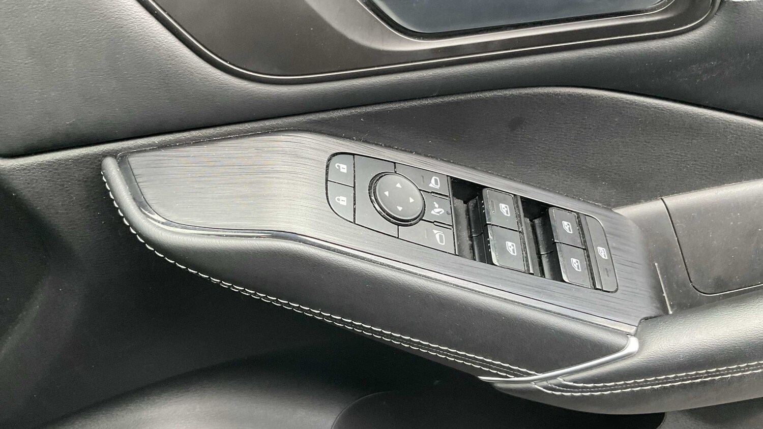 Used Nissan Qashqai for sale - 77860230: Photo 19