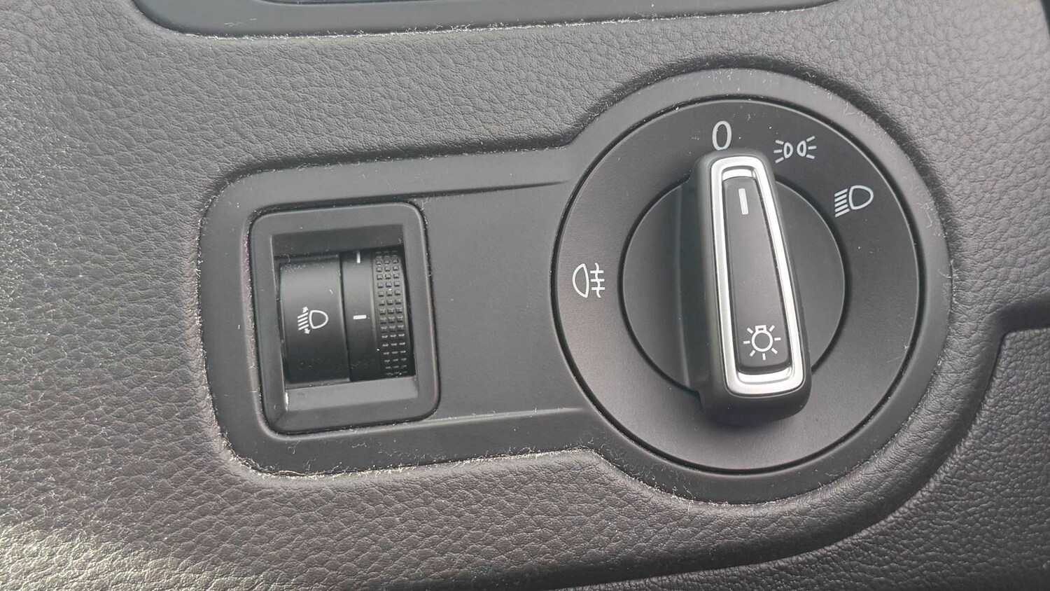 Used Volkswagen Polo for sale - 77860351: Photo 15