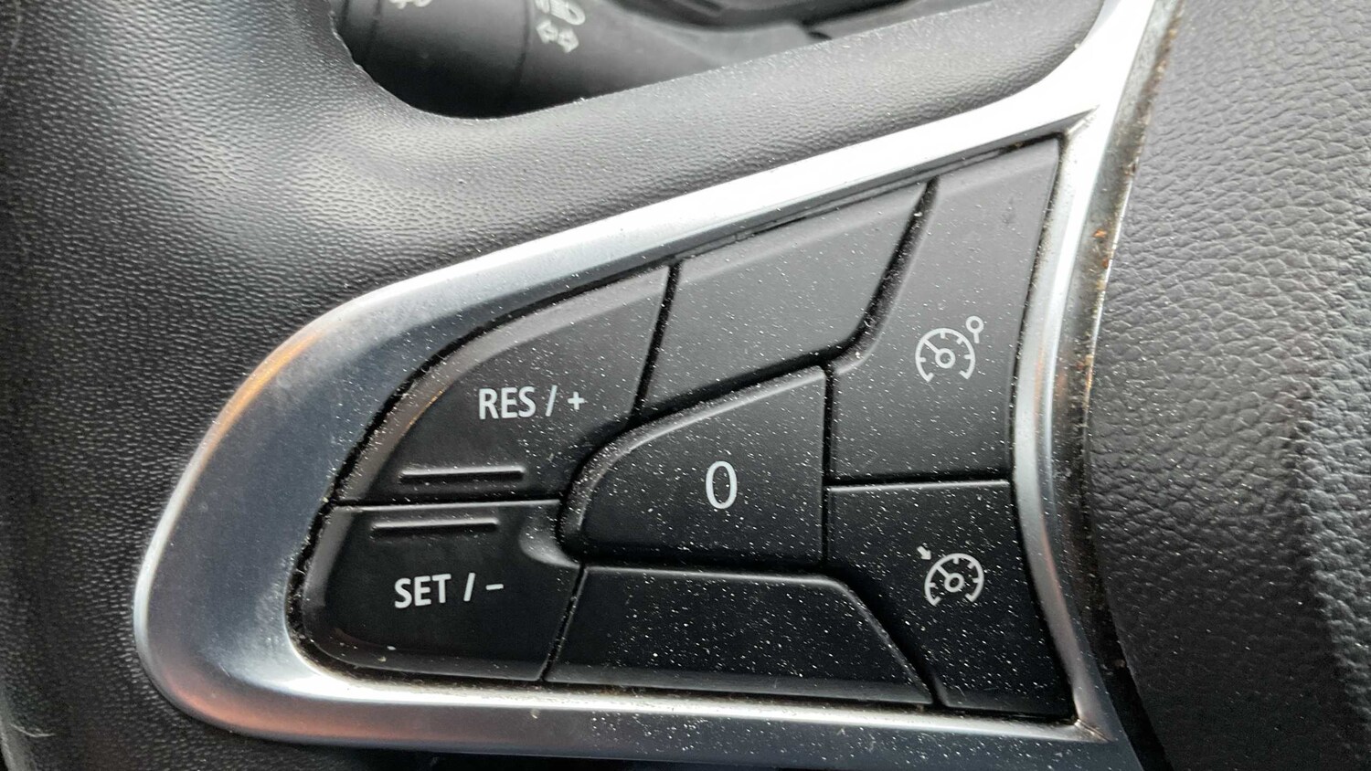 Used Renault Clio 2022 for sale - 77858387: Photo 12