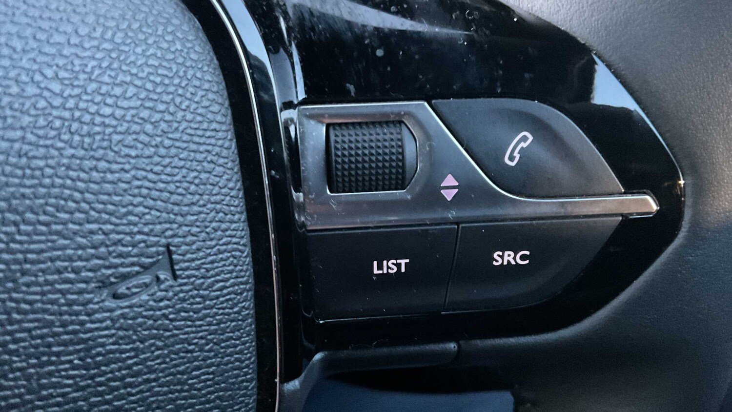 Used Peugeot 2008 2025 for sale - 77857349: Photo 15