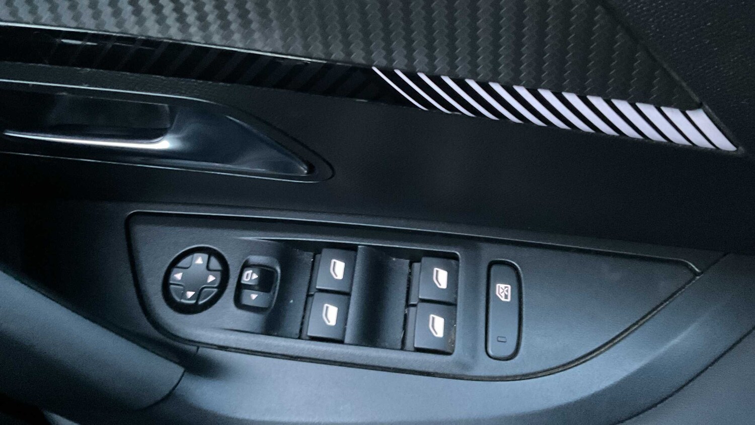 Used Peugeot 2008 2025 for sale - 77857349: Photo 16