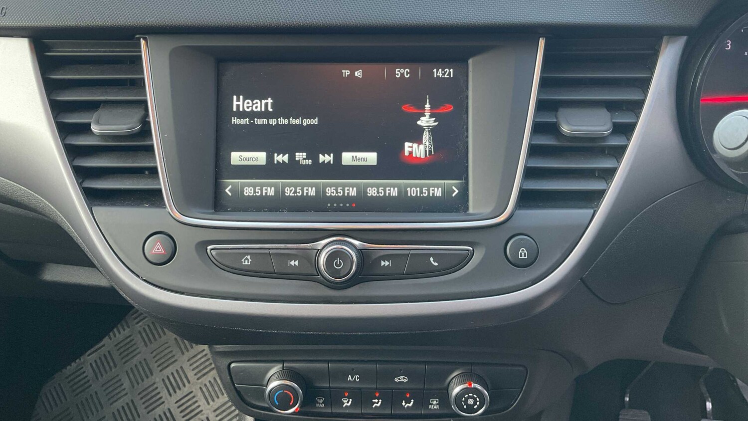 Used Vauxhall Crossland for sale - 77857951: Photo 19