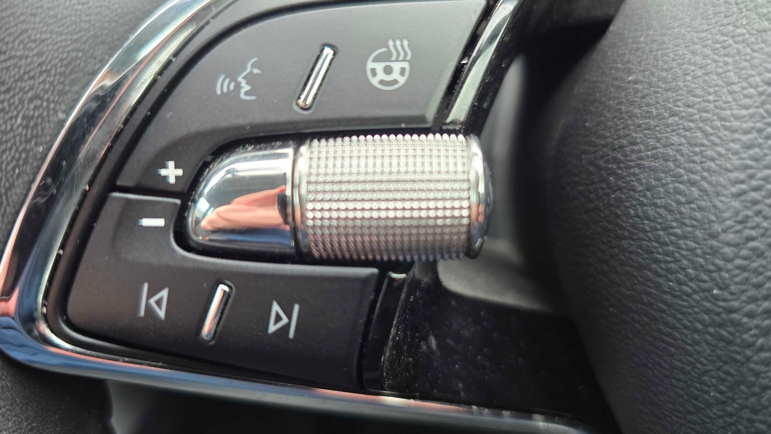 Used Skoda Karoq 2024 for sale - 78024092: Photo 15