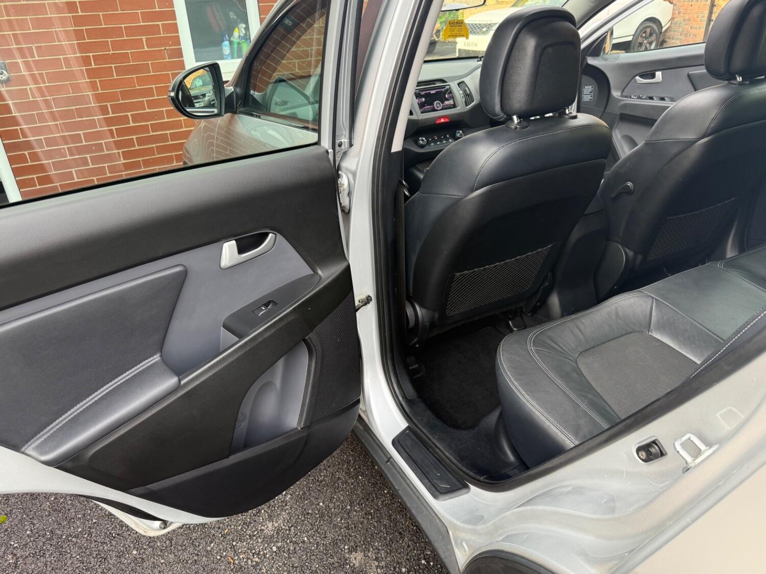 Used Kia Sportage 2011 for sale - 76497422: Photo 20