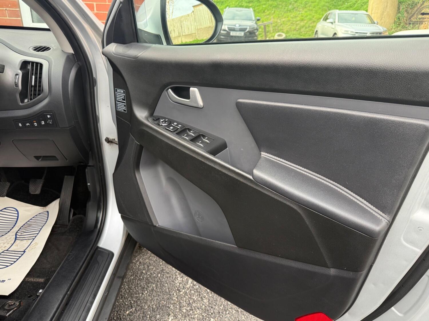 Used Kia Sportage 2011 for sale - 76497422: Photo 24