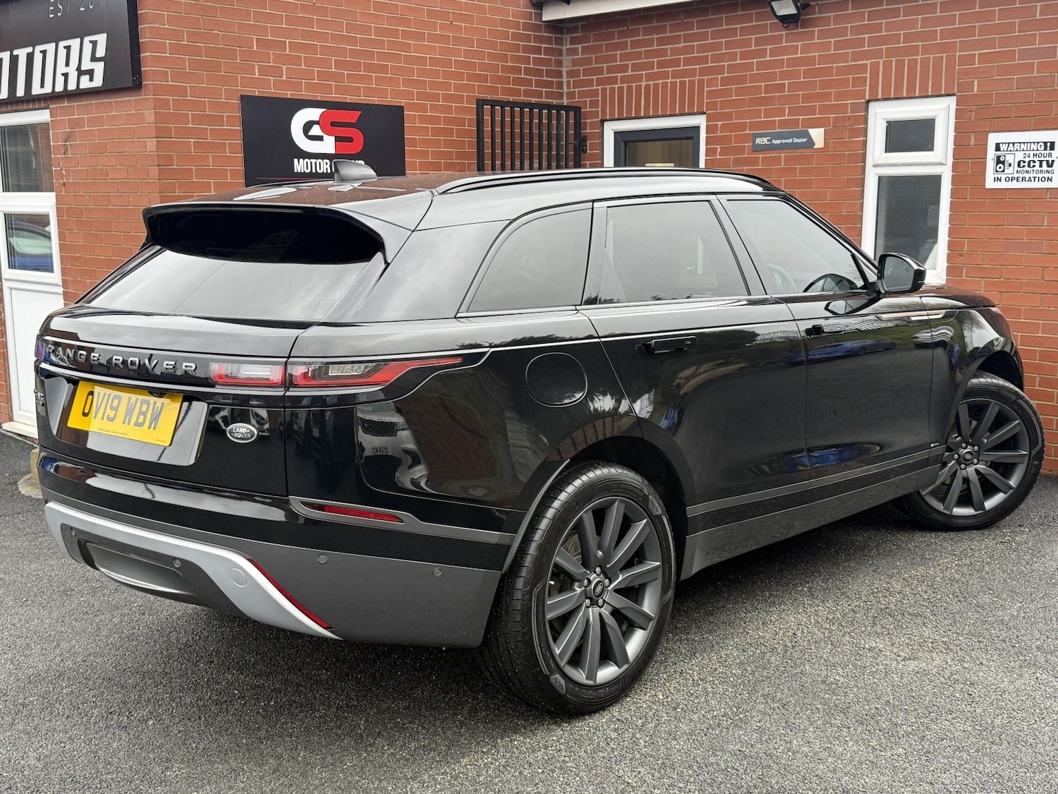 Used Land Rover Range Rover Velar 2019 for sale - 77609934: Photo 11