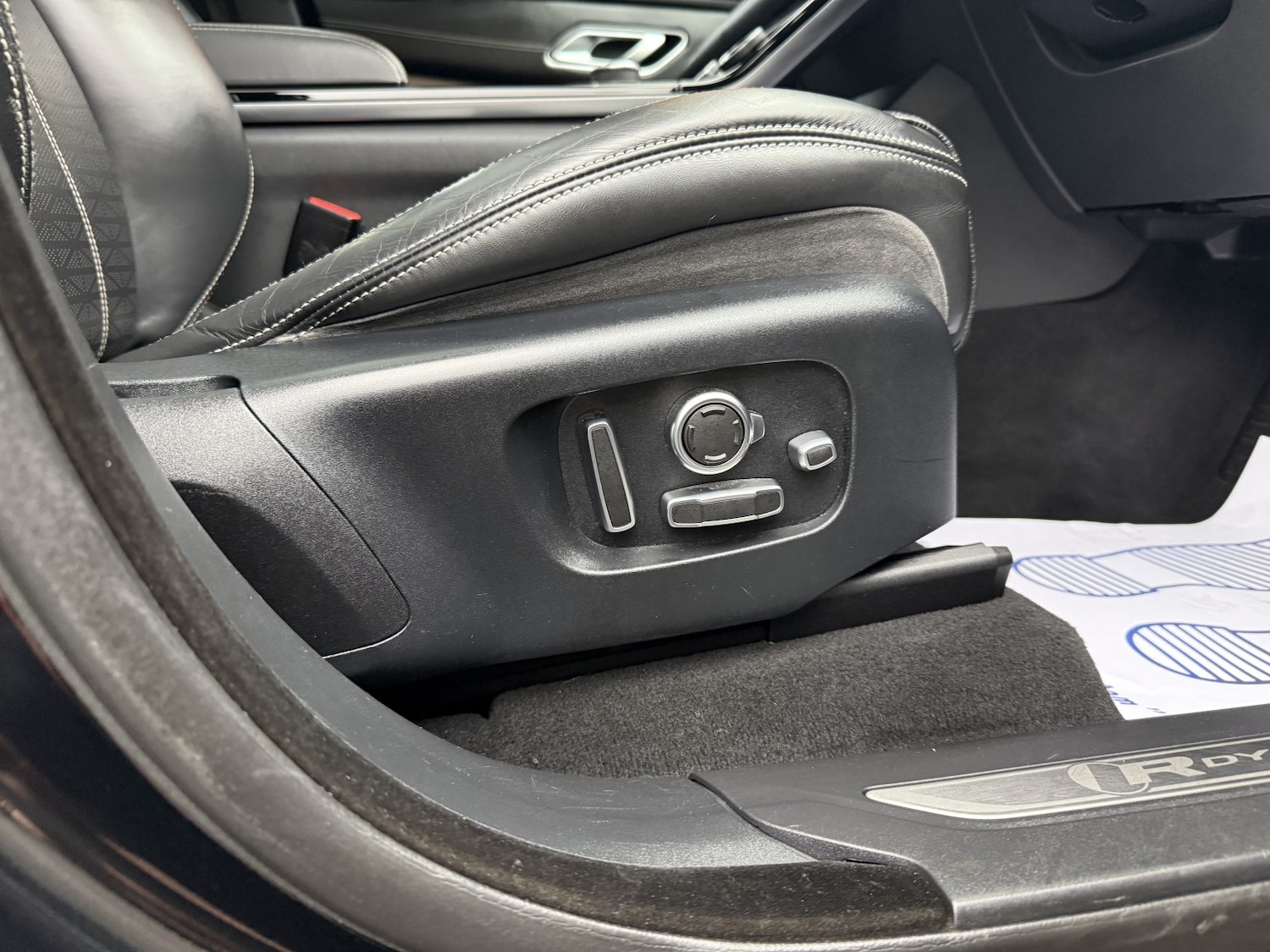 Used Land Rover Range Rover Velar 2019 for sale - 77609934: Photo 14