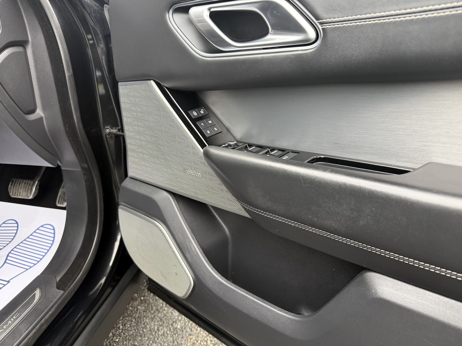 Used Land Rover Range Rover Velar 2019 for sale - 77609934: Photo 15