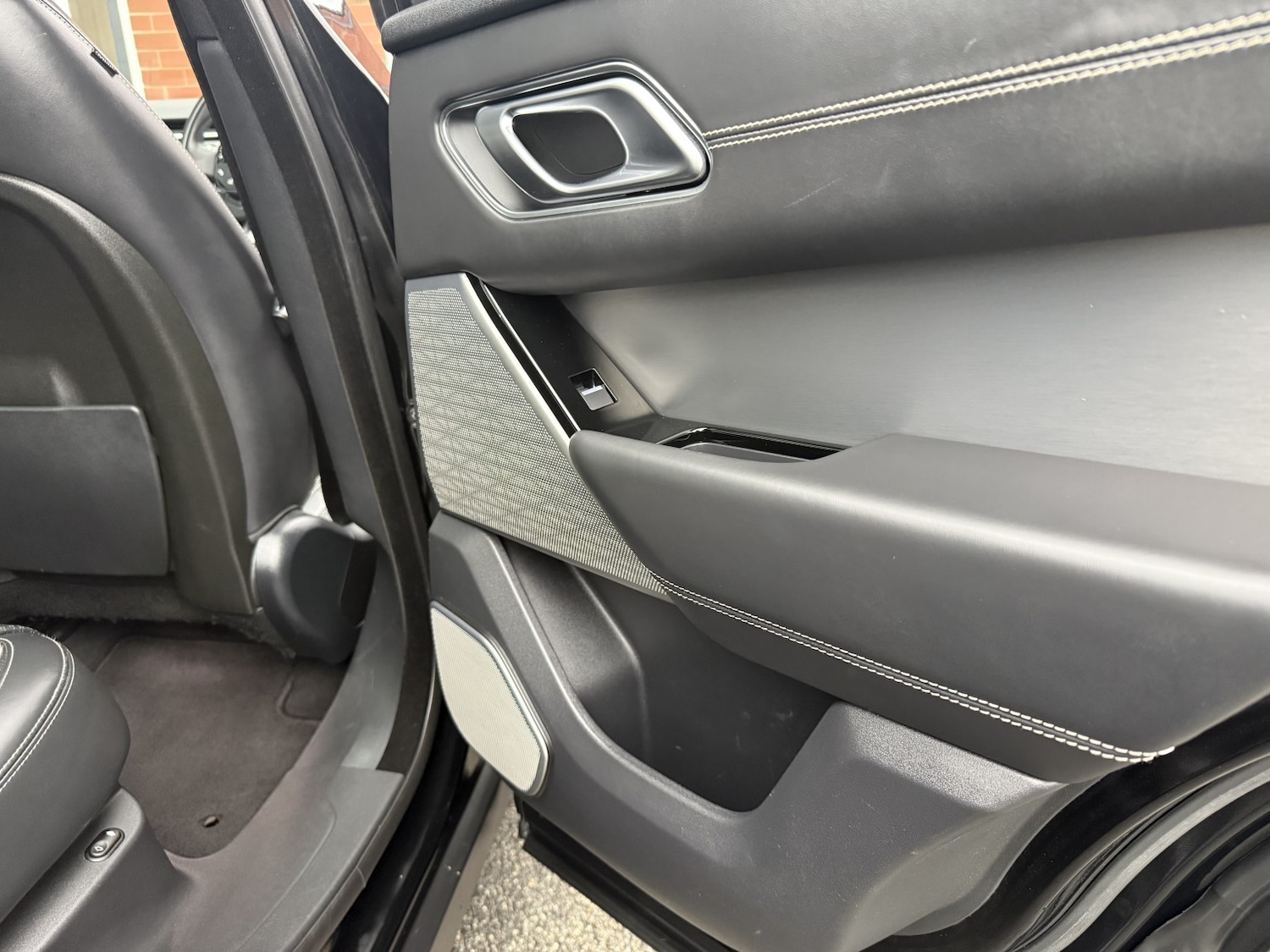 Used Land Rover Range Rover Velar 2019 for sale - 77609934: Photo 21