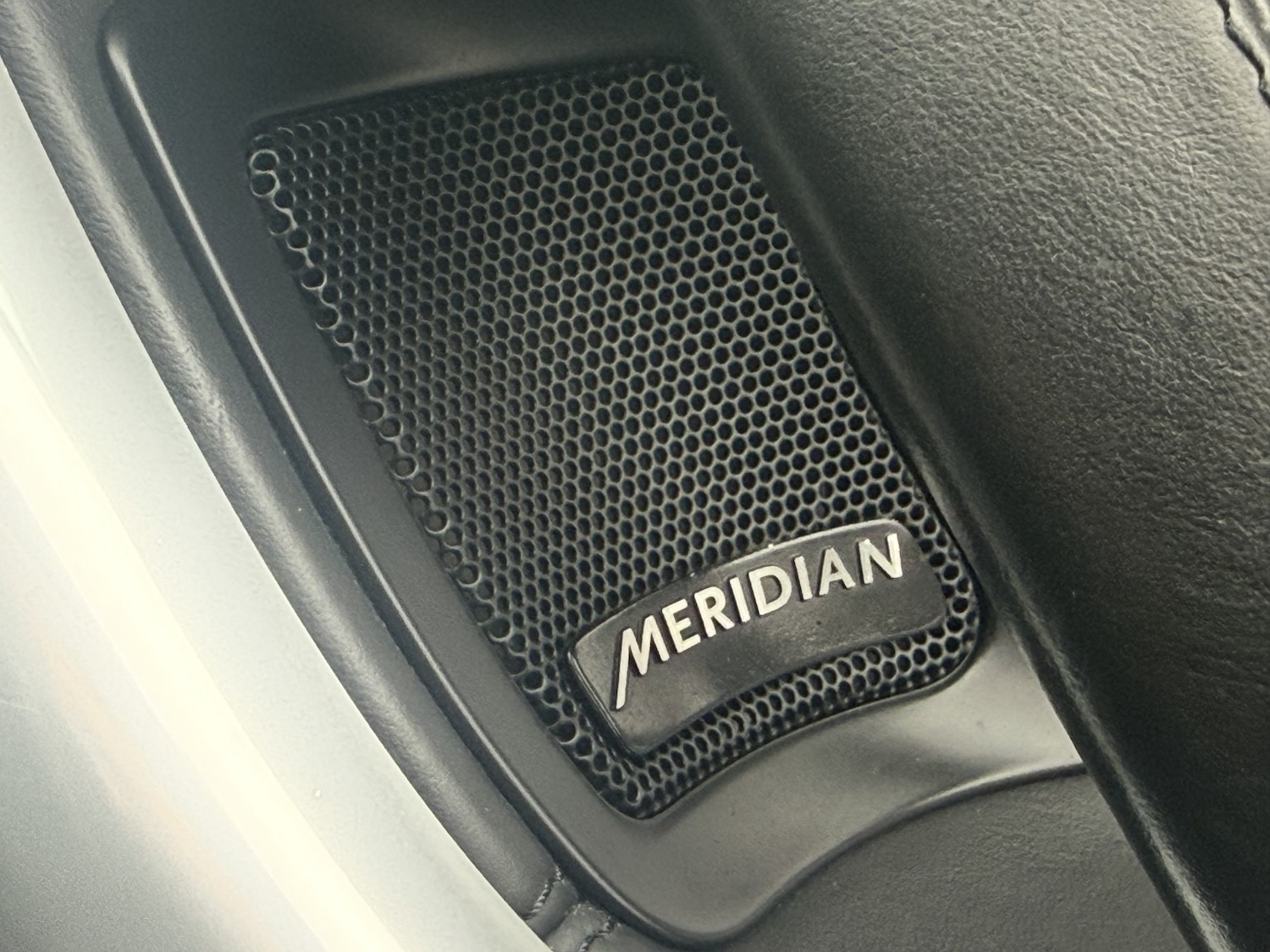 Used Land Rover Discovery Sport 2016 for sale - 77303565: Photo 15