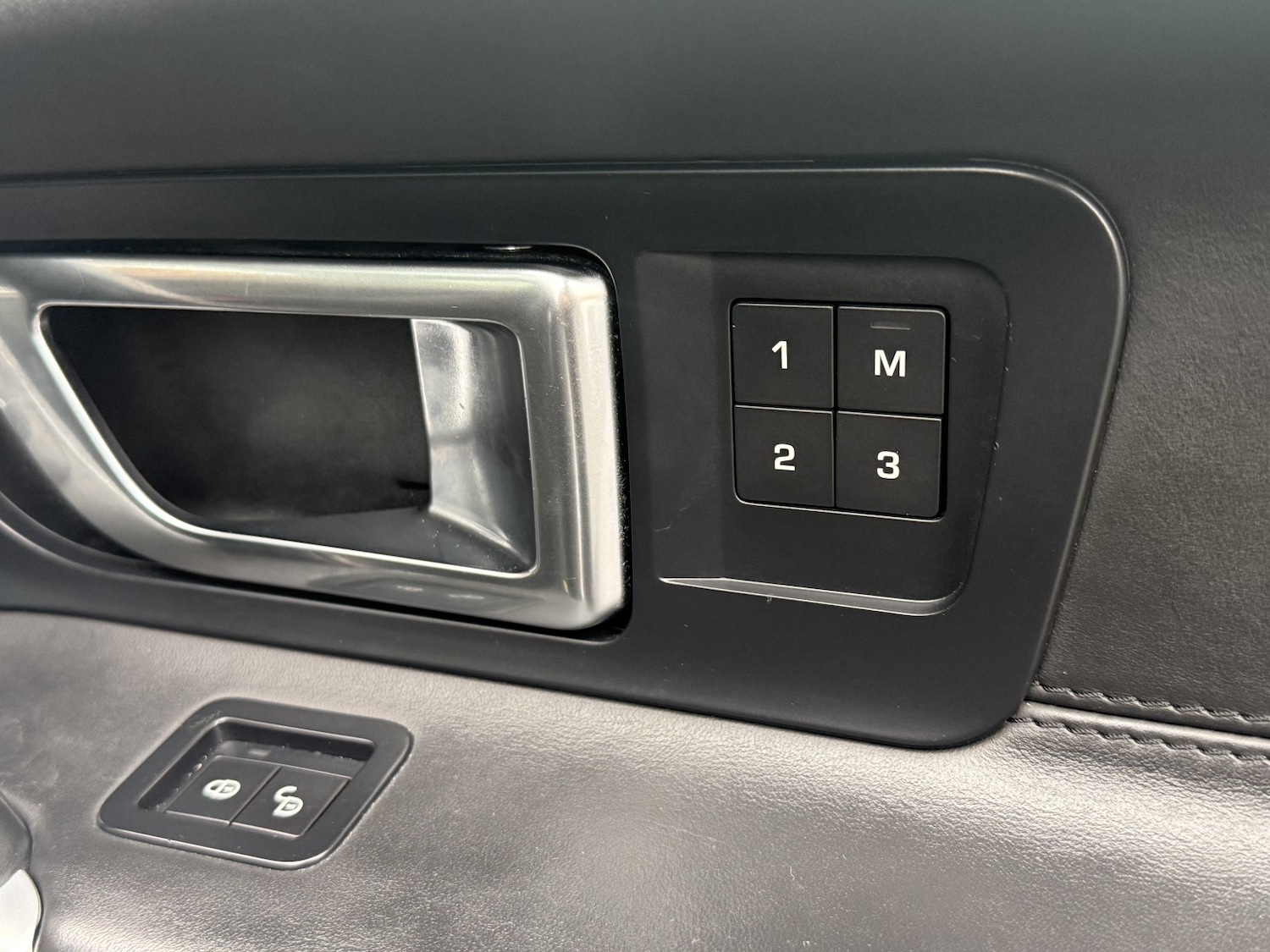 Used Land Rover Discovery Sport 2016 for sale - 77303565: Photo 16