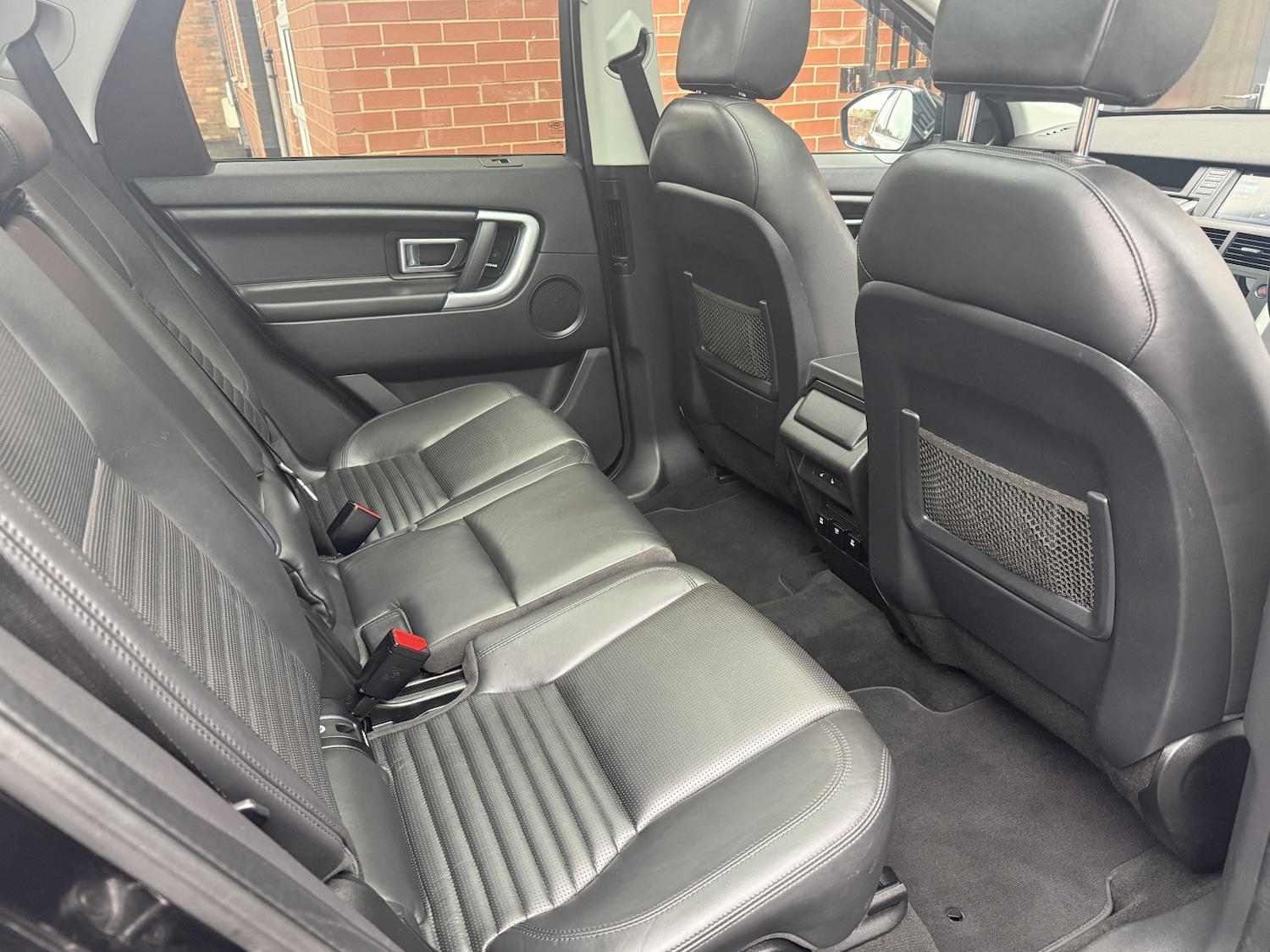 Used Land Rover Discovery Sport 2016 for sale - 77303565: Photo 19