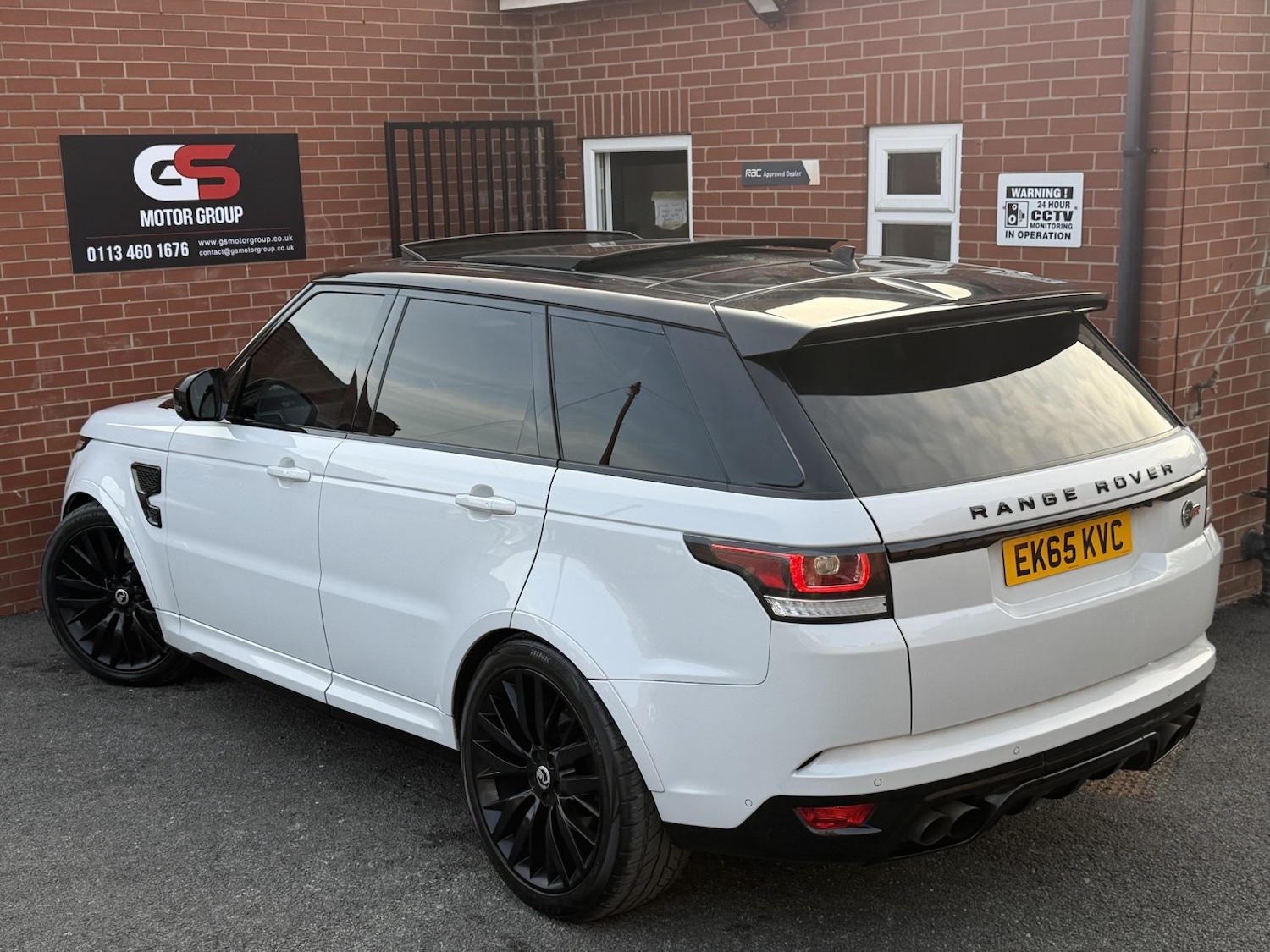 Used Land Rover Range Rover Sport 2015 for sale - 77953926: Photo 11