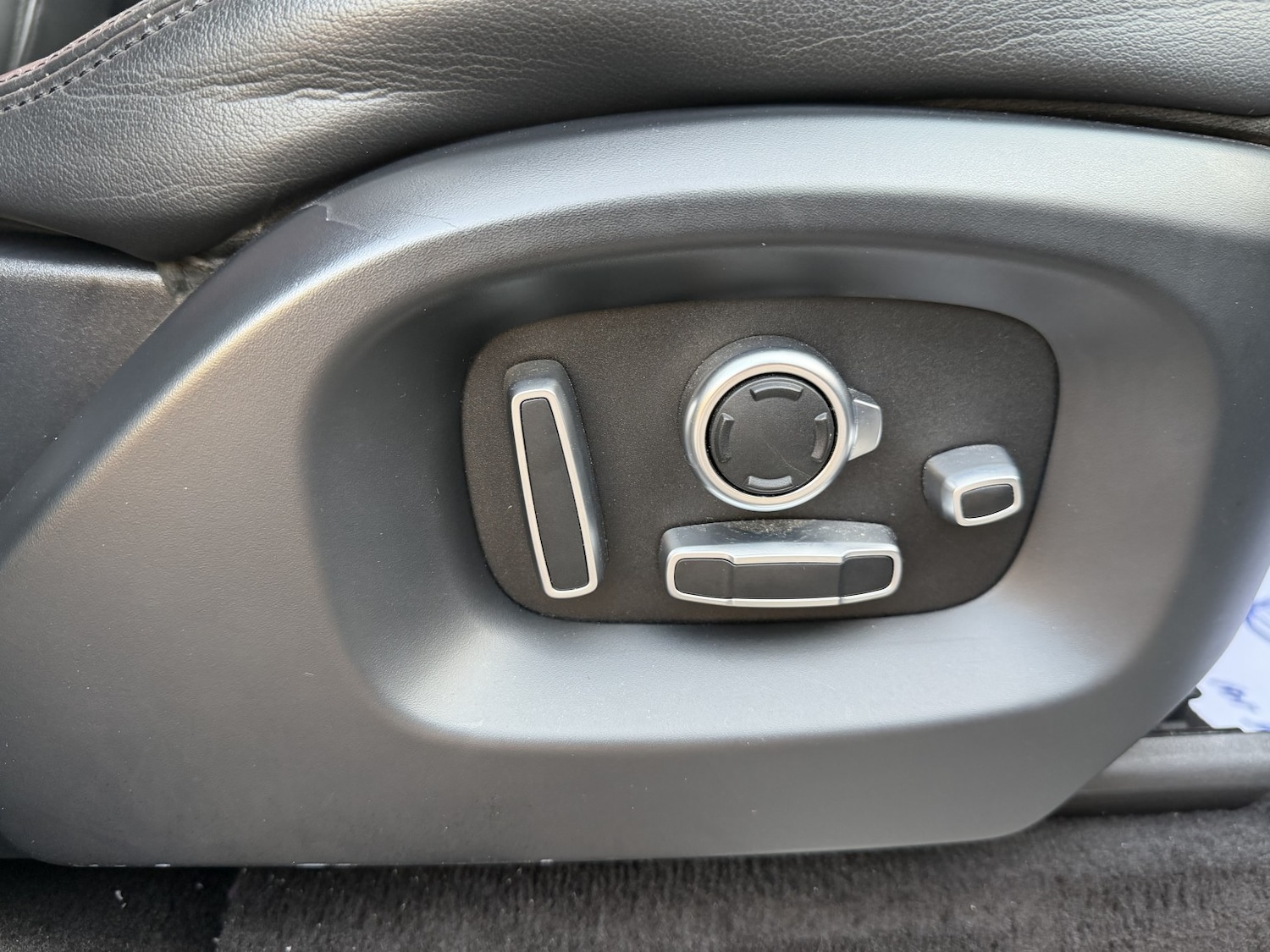 Used Land Rover Range Rover Sport 2015 for sale - 77953926: Photo 30