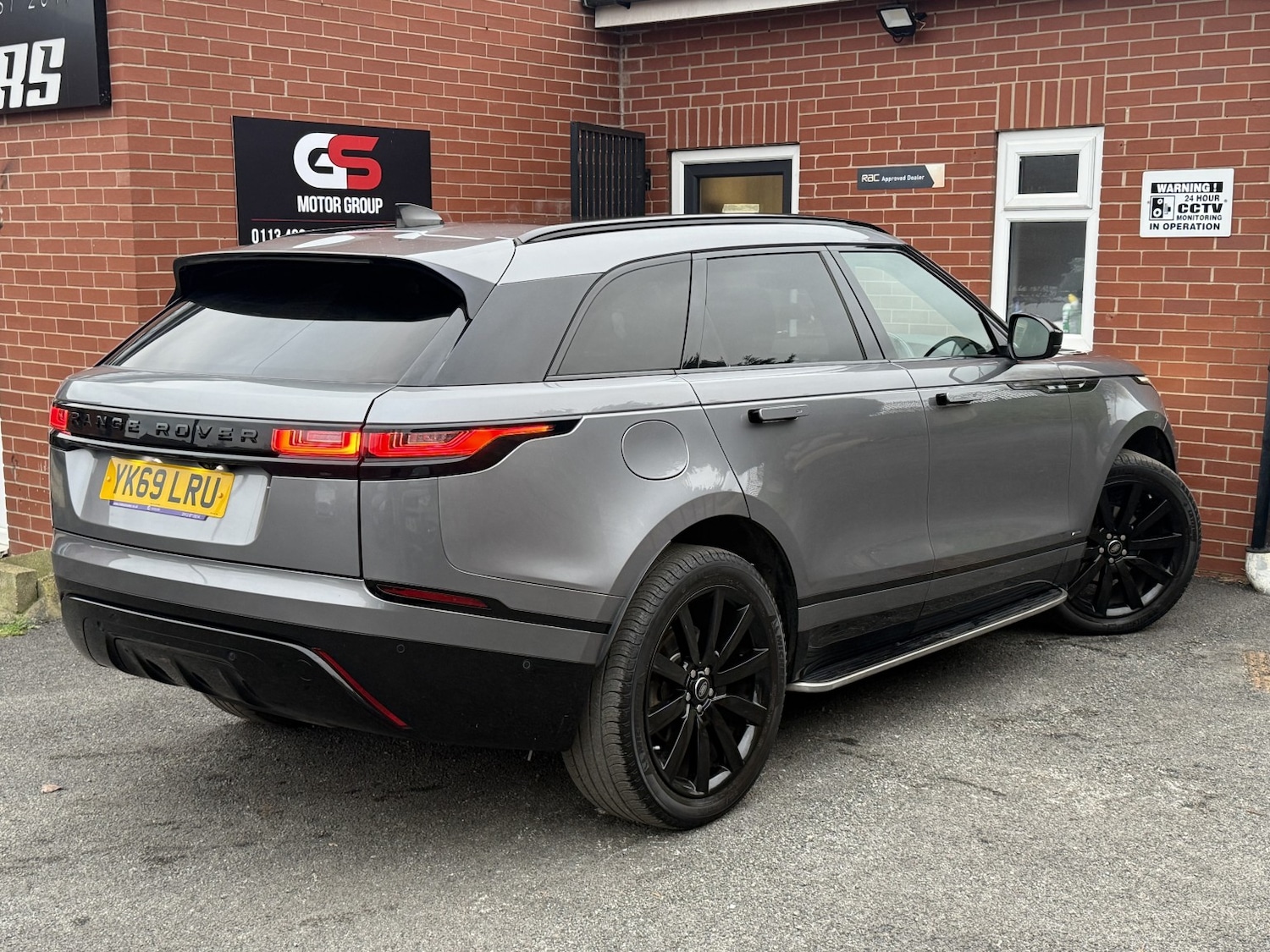 Used Land Rover Range Rover Velar 2020 for sale - 77140654: Photo 11