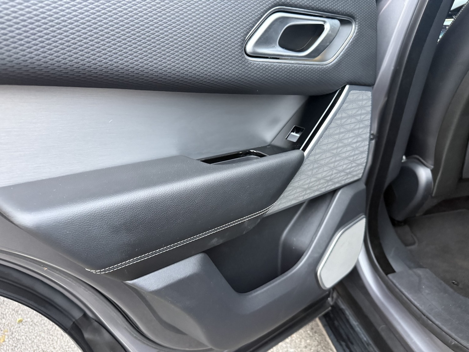 Used Land Rover Range Rover Velar 2020 for sale - 77140654: Photo 25